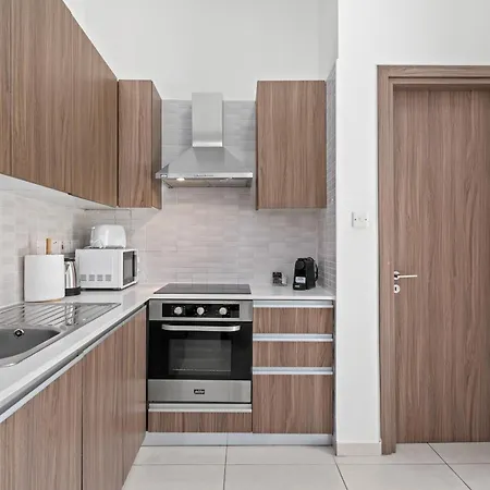 Apartment Downtown 1 Bedroom *