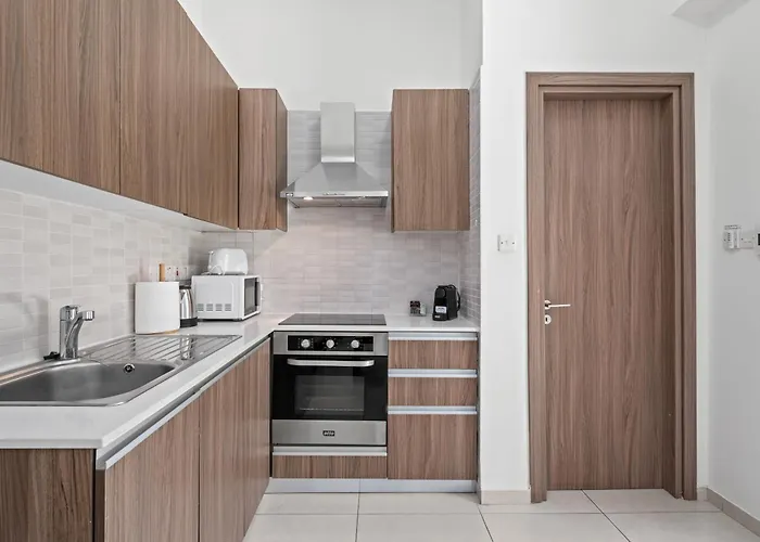 Apartment Downtown 1 Bedroom *